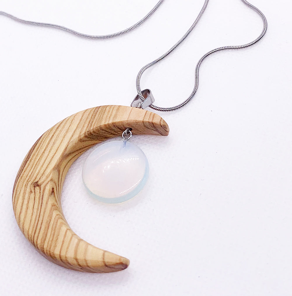 Collana MOON in legno di ulivo e pietra di luna NAMIKA