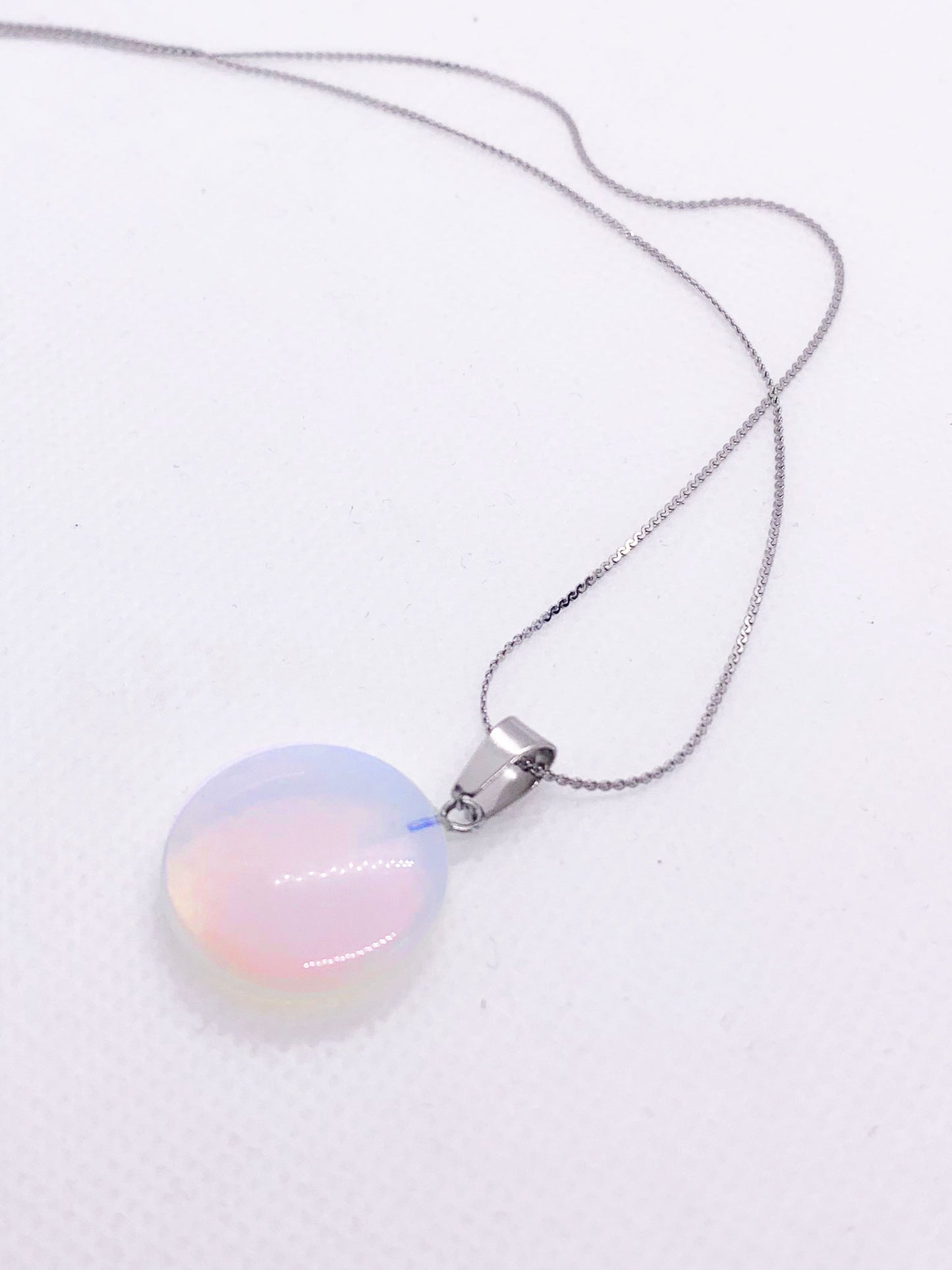 Collana con Ciondolo in Pietra di Luna Naturale – Acciaio Inossidabile Regolabile NAMIKA