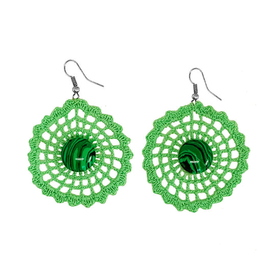 Orecchini all'uncinetto fatti a mano con Malachite – Gioielli Artigianali Anallergici NAMIKA